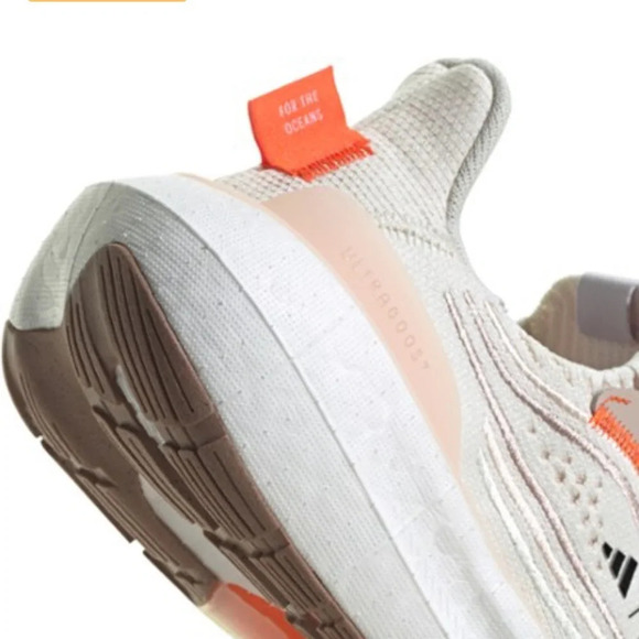 adidas Women's Size 9 Ultraboost Light X Parley Road-Running Shoes NWT White - Picture 6 of 10